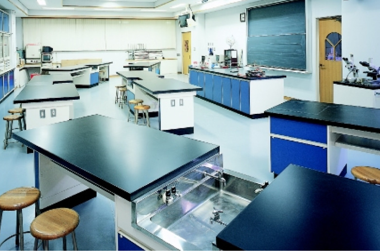 科学実験室の写真