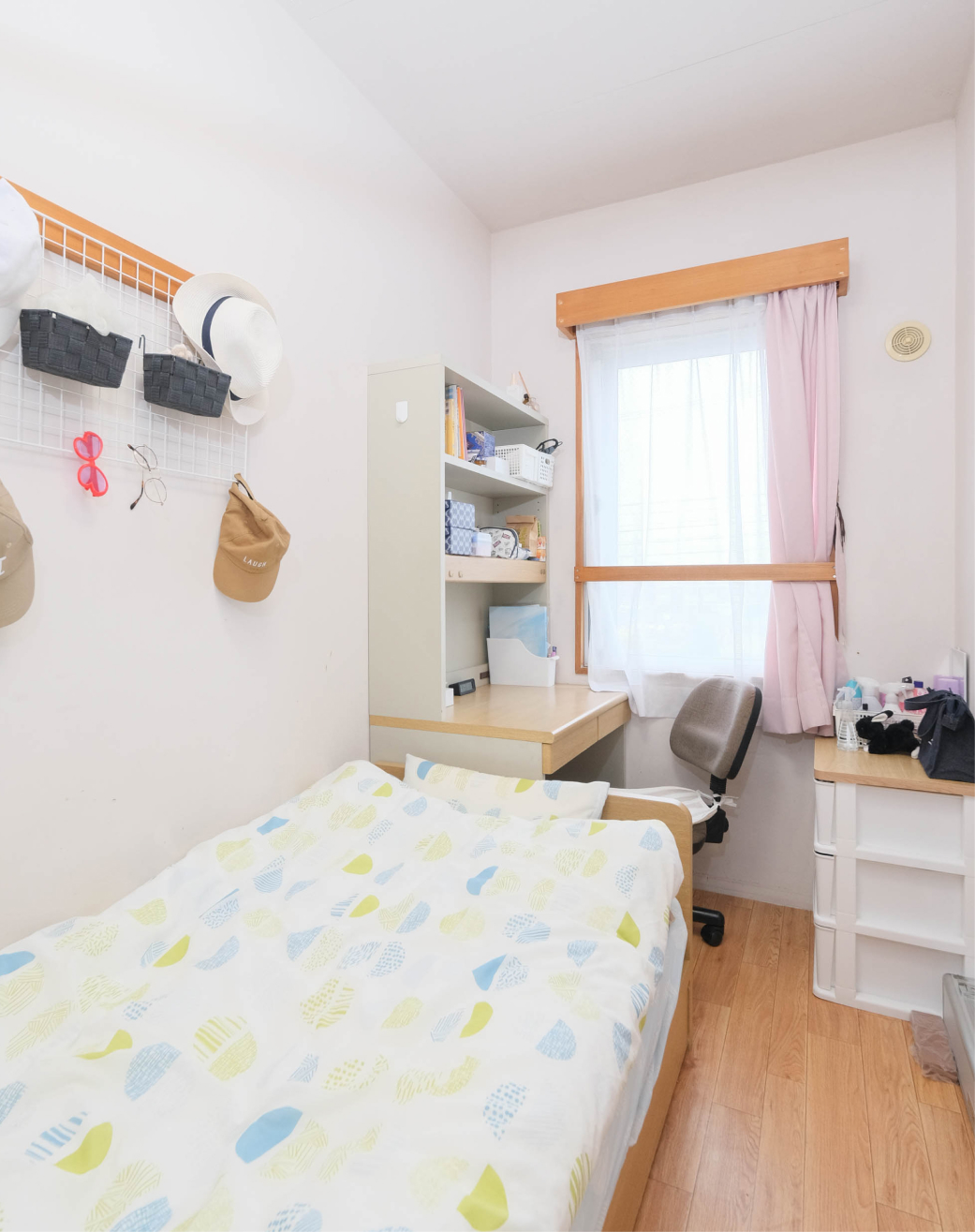 女子寮の部屋の写真